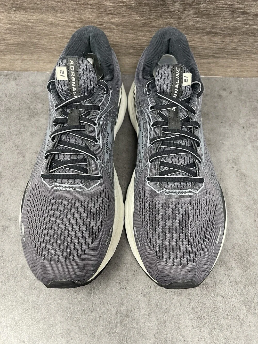 Brooks Adrenaline GTS 21 Black Gray Size 11 Mens Stability Running Walking Shoes